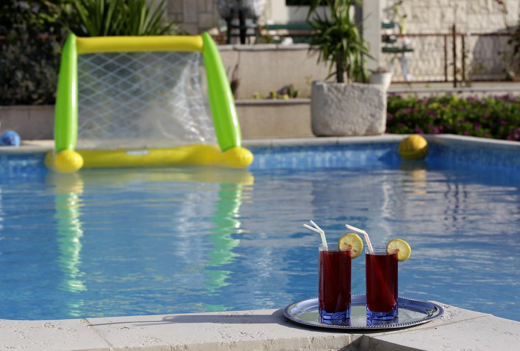 Villa Solo Ploce  Exteriör bild