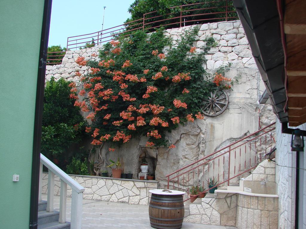 Villa Solo Ploce  Exteriör bild